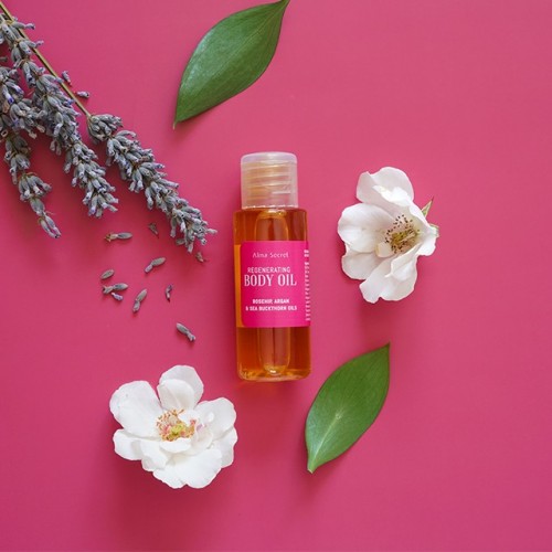 ACEITE REGENERADOR CON ROSA MOSQUETA, ARGÁN Y ESPINO AMARILLO