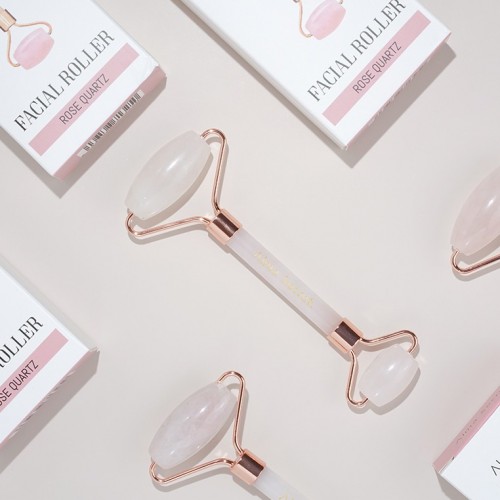 Rose quartz facial roller