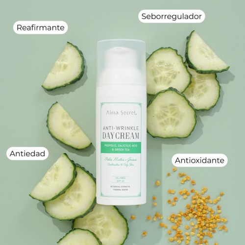 HIDRATANTE ANTIARRUGAS CON PEPITA DE UVA, CENTELLA & RESVERATROL SPF 20