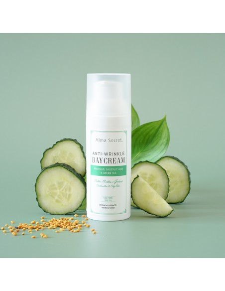 HIDRATANTE ANTIARRUGAS CON PEPITA DE UVA, CENTELLA & RESVERATROL SPF 20