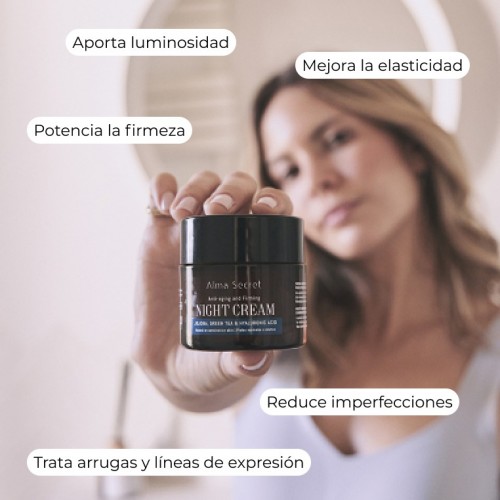 MULTI-REPARADORA DE NOCHE ANTIEDAD CON JOJOBA, TÉ VERDE & ÁCIDO HIALURÓNICO