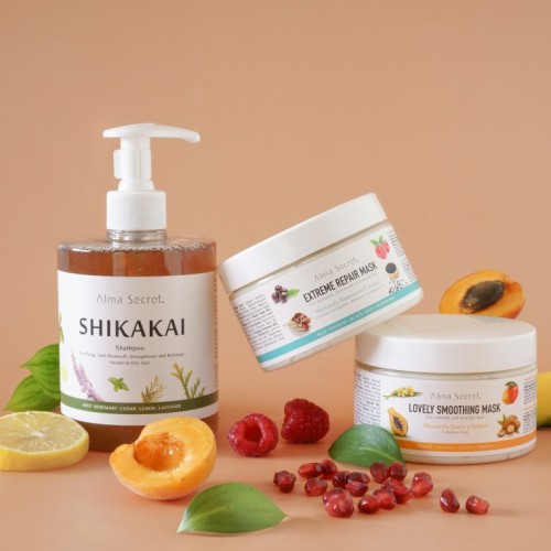 PACK CAPILAR SHIKAKAI + LOVELY SMOOTHING MASK + EXTREME REPAIR MASK.